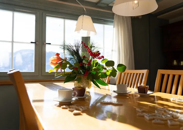 Undereggli Apartment *