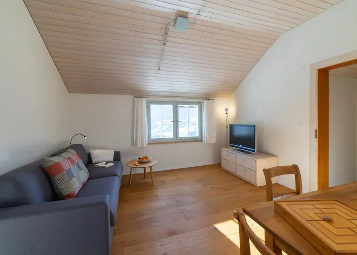 Undereggli Apartment