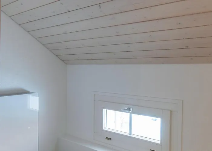 アパート Undereggli